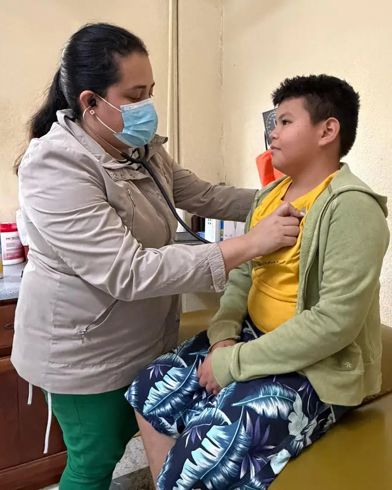 dr gabriela reyes doctor
